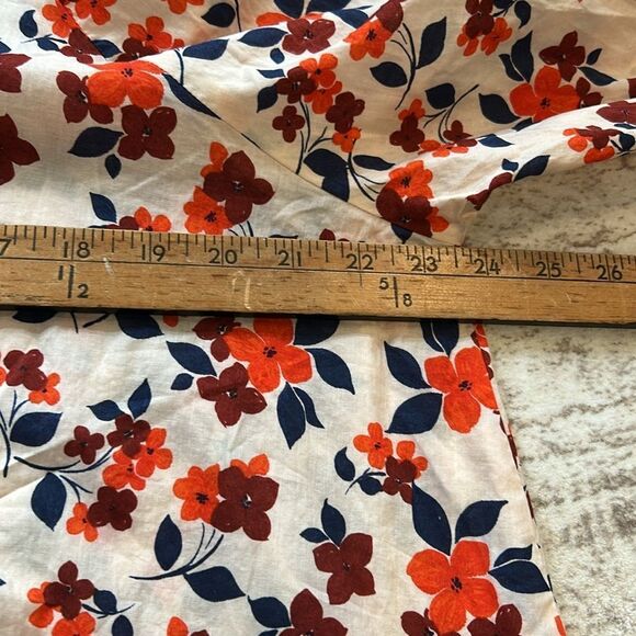 Elizabeth and James, blue and orange floral top with tucks size large - Picture 5 of 8